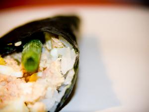 Recette Sushi en cornet (Temaki) poulet-concombre 