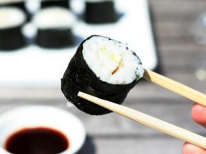 Recette Sushi Maki fromage - ciboulette 