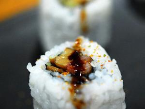 Recette Sushi Maki au boeuf et aux graines germées (sans algue) 
