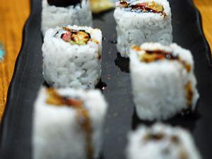 Recette Sushi Maki au boeuf et au concombre (sans algue) 