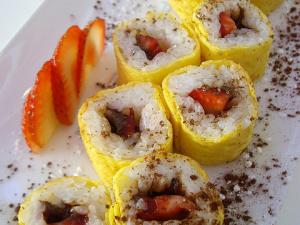 Recette Sushi Maki omelette (sans algue) Nutella-fraise 